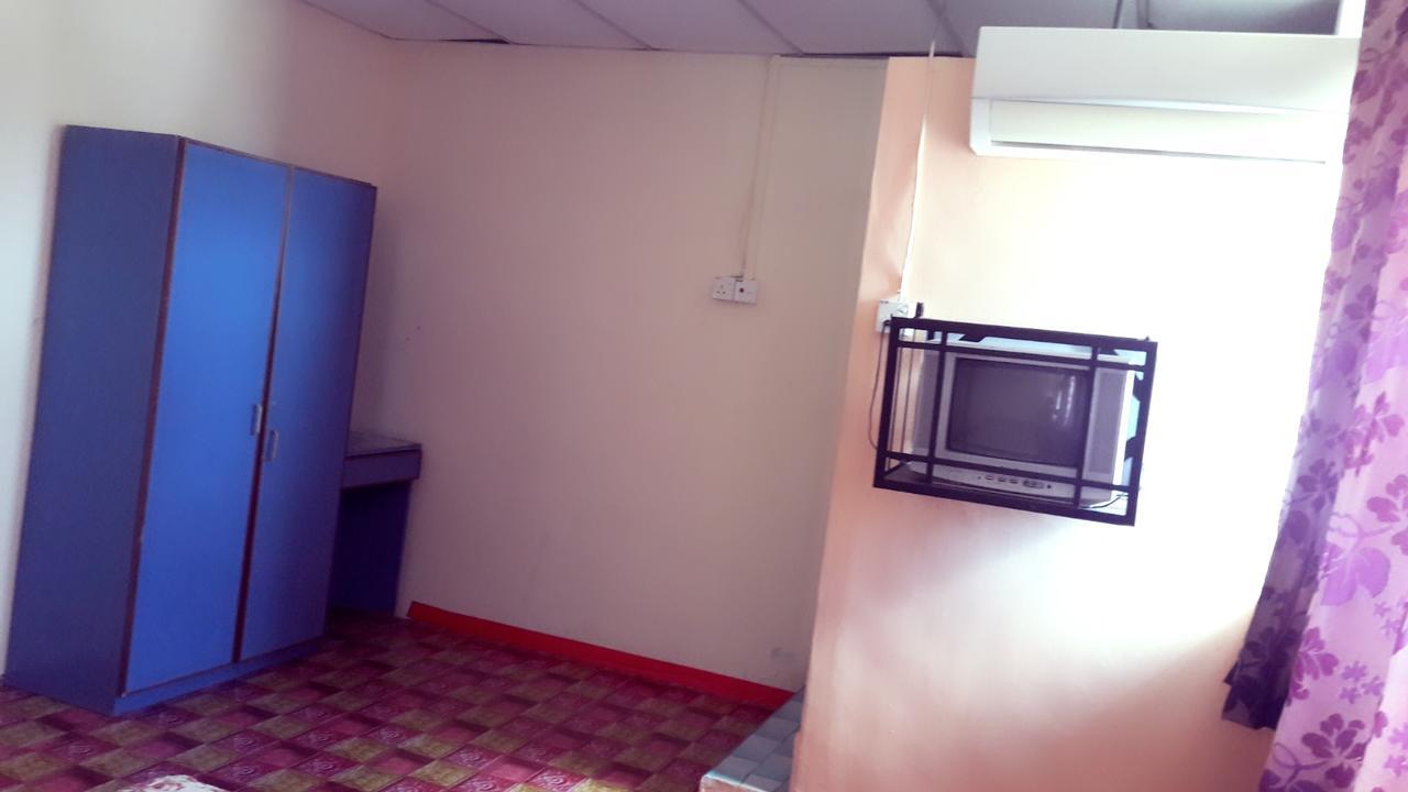 Hotel Makmur Kuantan Esterno foto